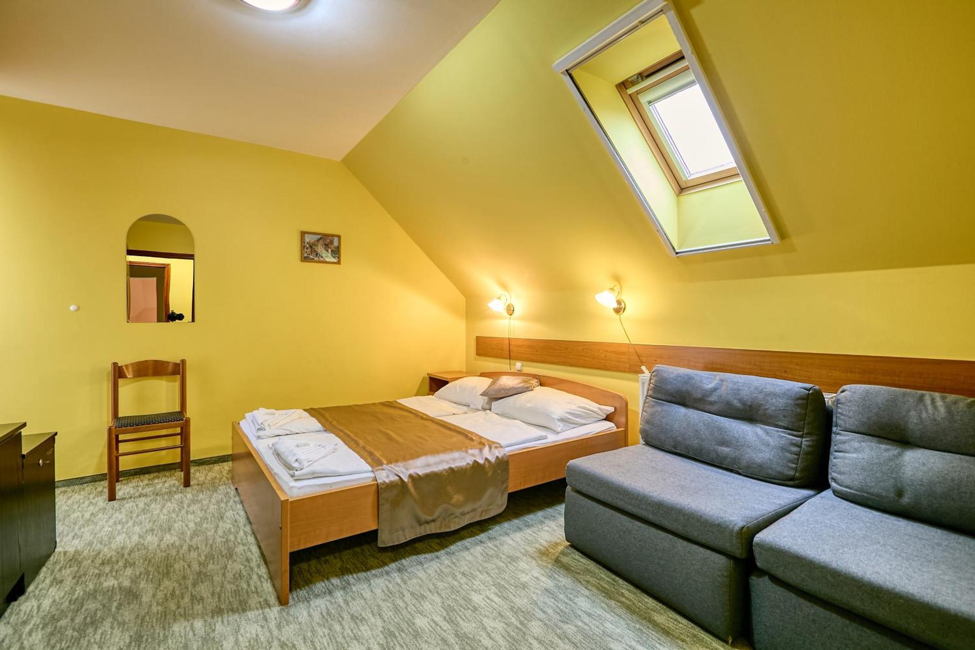 Bed and Breakfast Pihenőkereszt Panzió Sopron Exterior foto